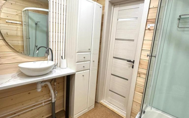 Частный дом с чаном и баней