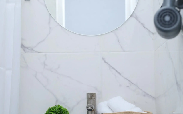 Отель Айя-Мария