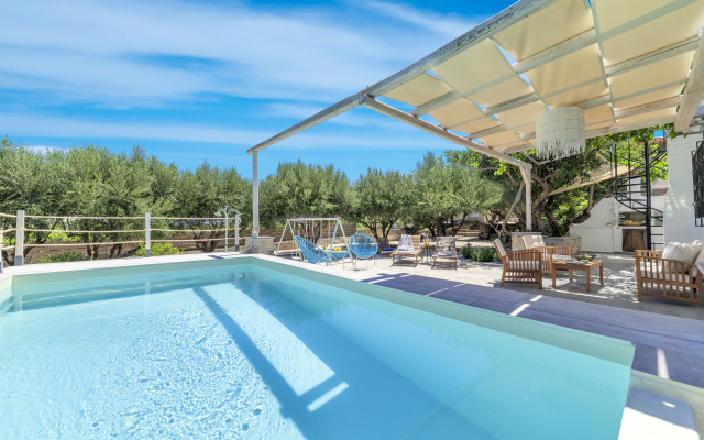 Cretan Lodge Heated Pool Villa