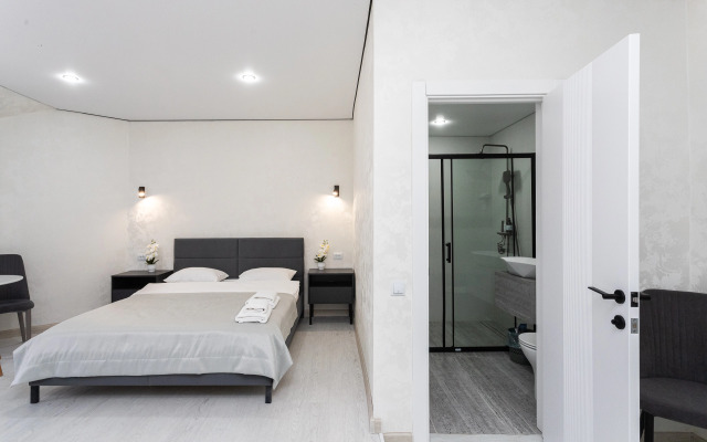 Royal Lake Guest House