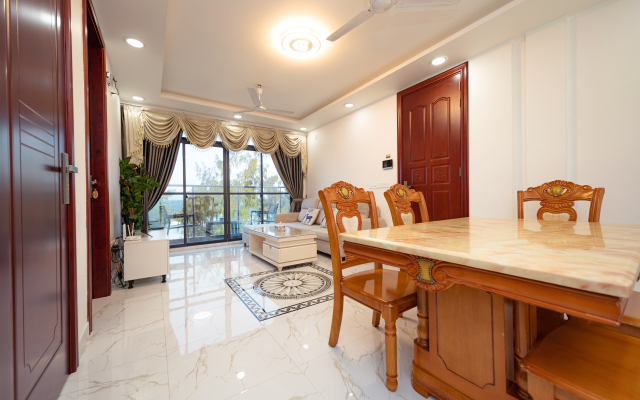 White Beach Holiday Hotel