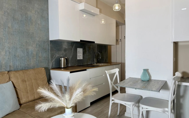 Stylish Apt 2 In City Center Apartments