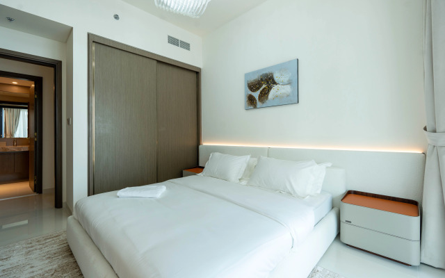 Keyrock Palm-View Luxury Stay in Grand Bleu Apartments