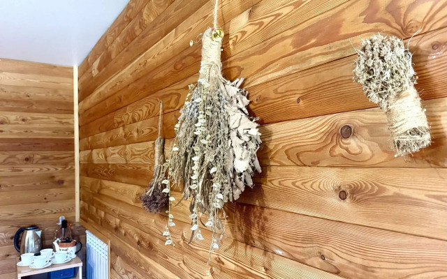 Thach from Travel Hotels Entourage