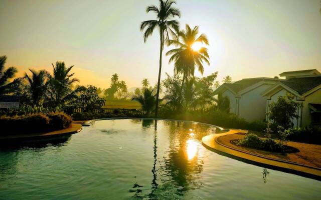 Riviera Sapphire Siolim Apartments