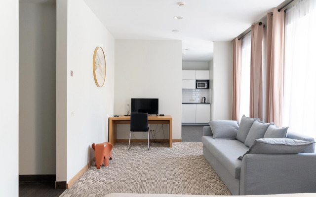 Апарт-отель Светланская 51