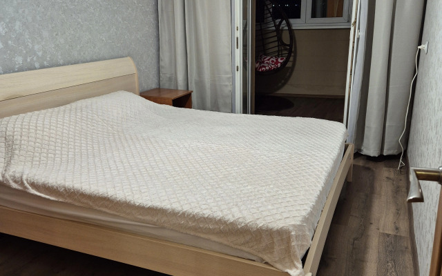 S Novym Remontom Nevelskogo Flat