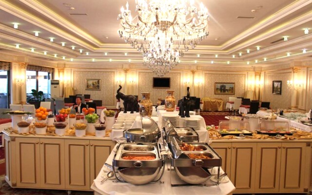 Modern Hotel