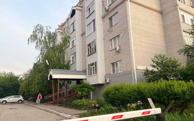 s Uiutnoi Obstanovkoi na Koshevogo 44 Flat