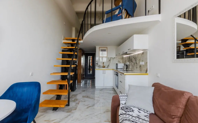 Apartments Queenstay Royal Loft Na Voykovskoy