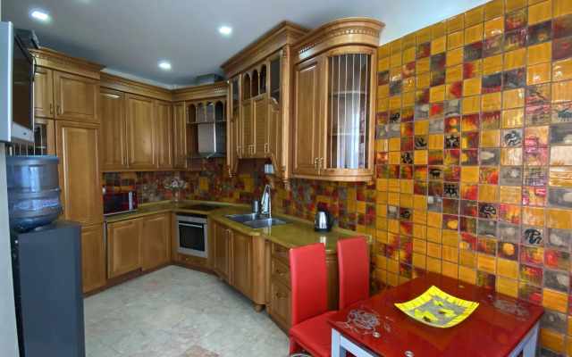 Prostorny  4-Komn. Pentkhaus Na Severnom Prospekte, Hh888 Flat