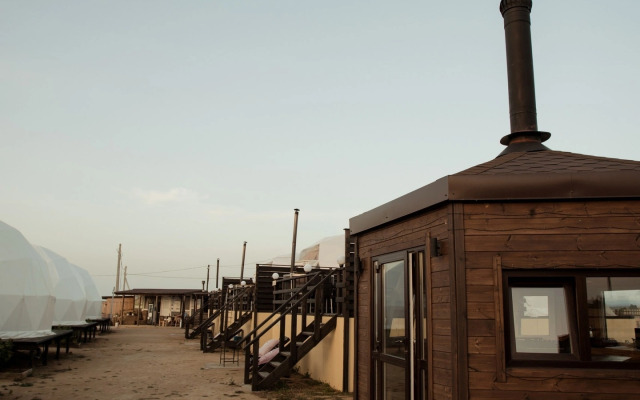 Глэмпинг-отель "Pera"