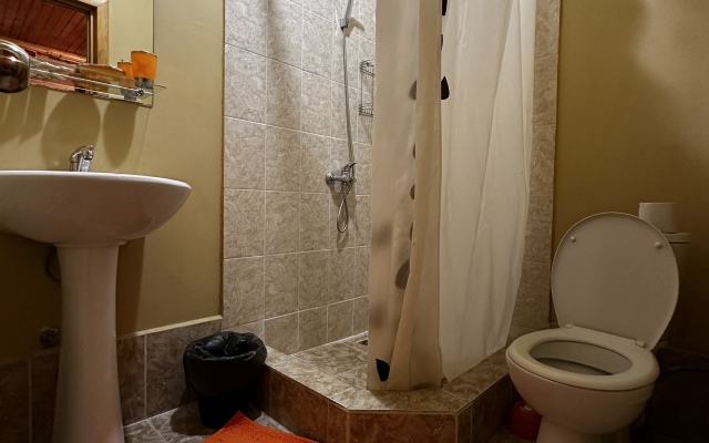 Leres Guest house