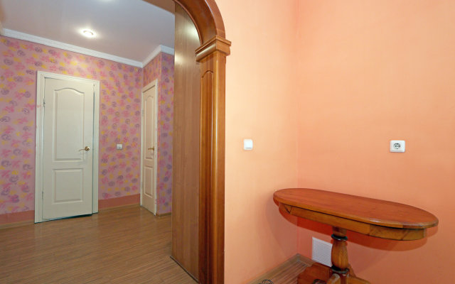V Shelekhove 6 Flat