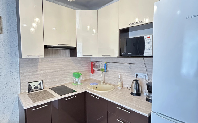 Ell Apartments