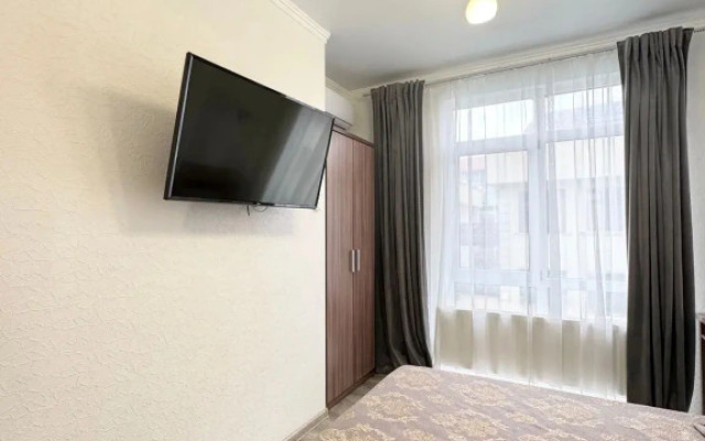 Na Nizhneimeretinskoy 143 Apartments