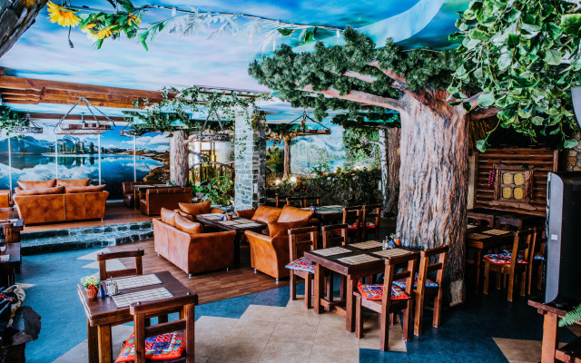 Отель Снежный