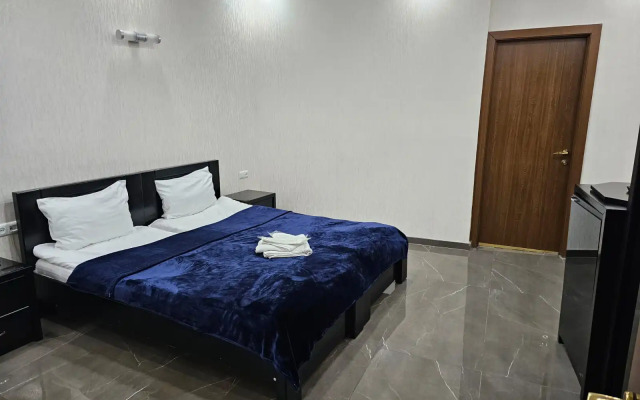 Danisimo Hotel