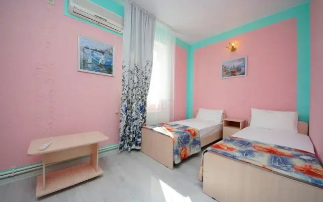 EdiRoz na Kryimskoy Guest House