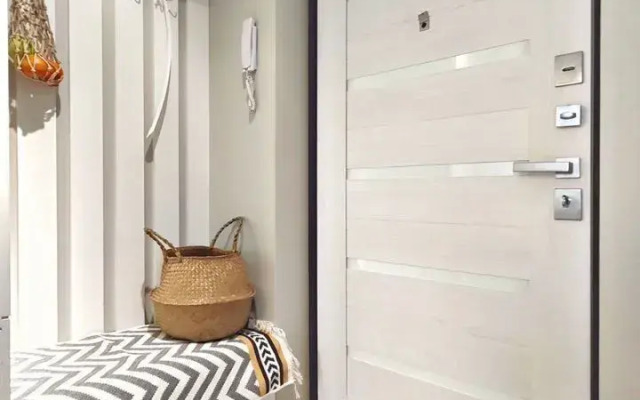 Na Yasnogorskoy Ulitse 16/2k3 Apartment