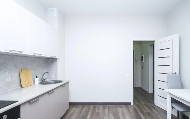 Apartamenty 1 komnatnye Karolinskogo 9