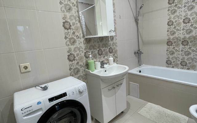 V Atmosfernom Tsentre Nemetskoy Derevni Flat