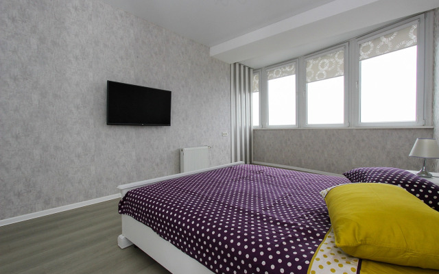 Roskoshnaya Dvukhkomnatnaya s Vidom na More v Feodosii Flat