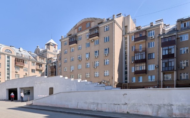 2-kh Urovnevye Apartamenty u metro Sukonnaya Sloboda