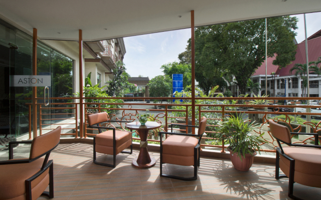 Aston Manado Hotel