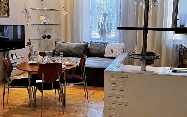 Prostornyye v Tsentre Apartments