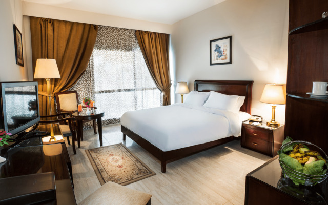 Отель Pyramisa Isis Hotel & Suites Luxor