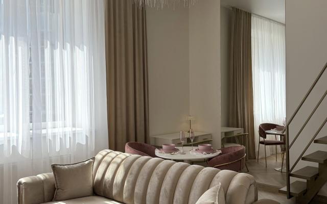 Апартаменты Двухуровневая студия KrasLoft в ЖК Преображенский на троих