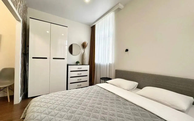 Квартира Стильная Студия в Центре Города