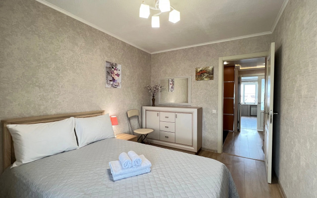 Na Naberezhnoy s Vidom na Zaliv Flat