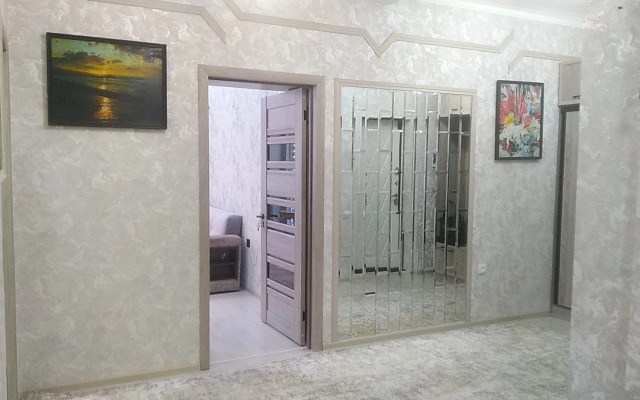 Galereya V Tsentre Goroda Flat