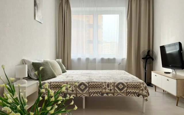 Uyutnaya I Svetlaya U Metro Flat