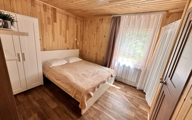 Guest house Gostevoj dom FOREST TRAIL