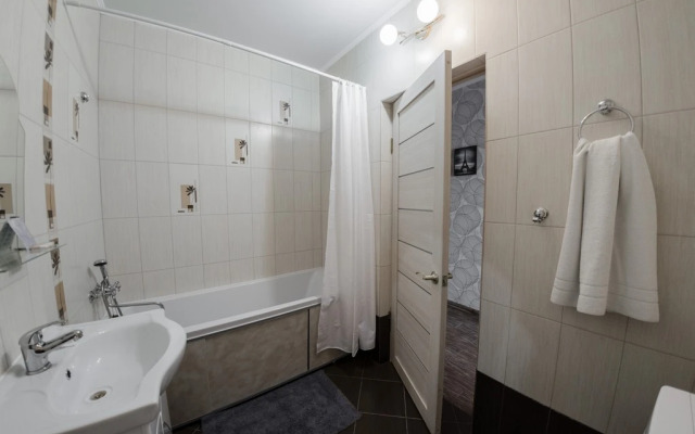 Квартира на улице Попова 103