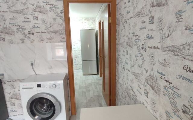 Na Baklanovskom Prospekte 144 Flat
