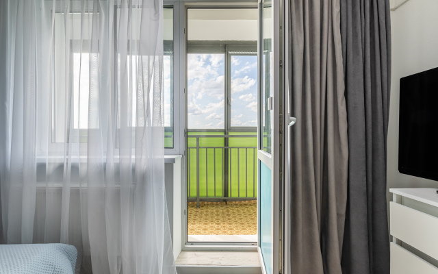 Green-4-Uyutnaya Studiya V Tsentre Flat