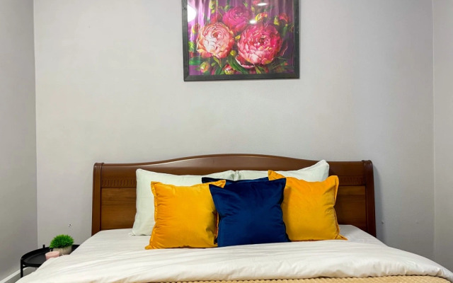 Orange 4 Apartments