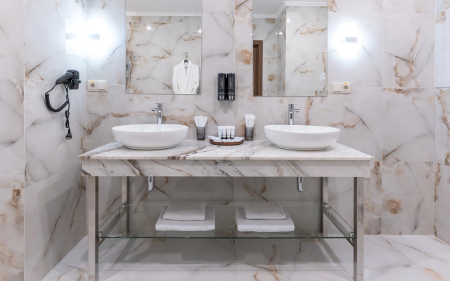 Отель GRAND MORE BOUTIQUE HOTEL