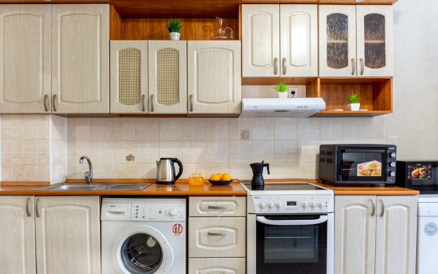 Квартира двухкомнатная Коломяжский 36/2