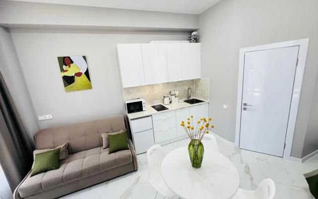 Stilnye Apartamenty S Otdelnym Vkhodom V Apart-Komplekse S Basseynom Apartment