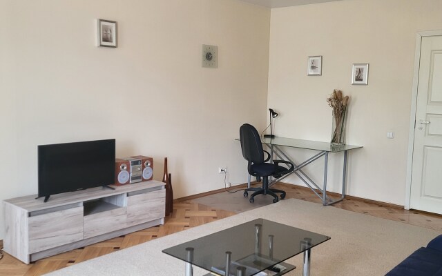 Апартаменты Оксанас на Фонтанке 46