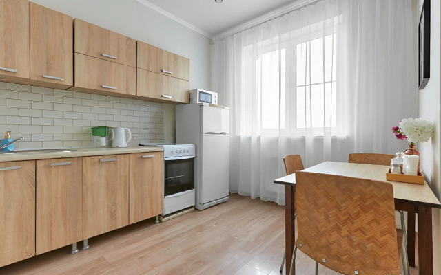 Uyutnaya dvukhkomnatnaya nedaleko ot parka Galitskogo Flat