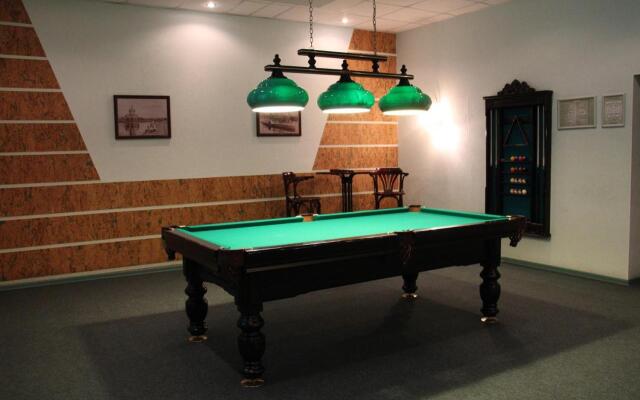 Отель Надеждинский