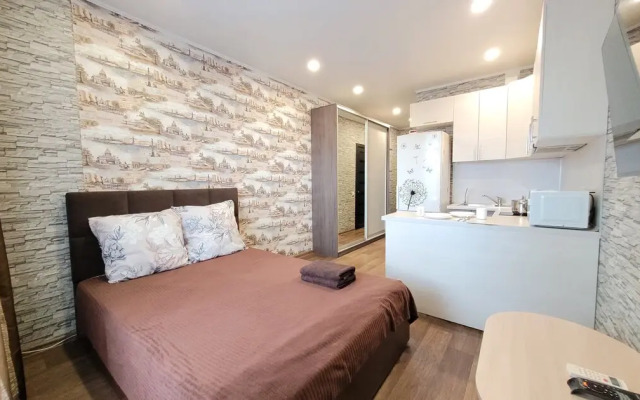 Апартаменты Prince Apartments на ПроспектеСтроителей 18 (180)