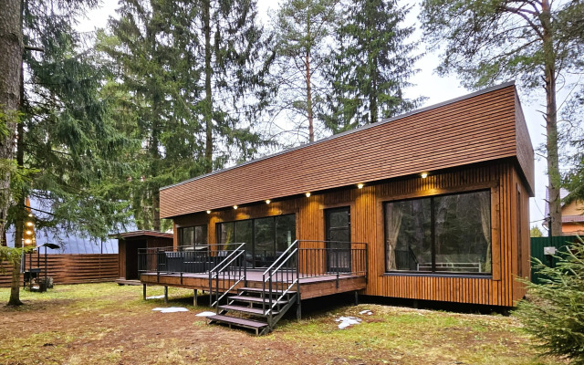 Частный дом большой