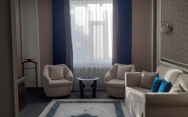 Hotel Shahristan